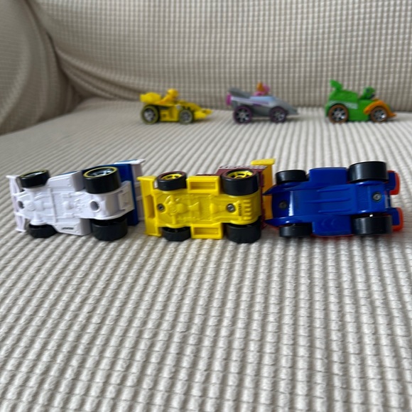 PAW Patrol race cars. - Picture 7 of 9